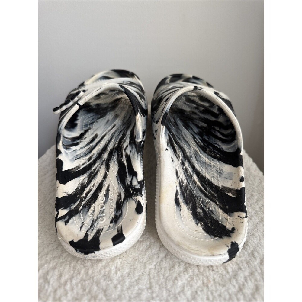 Crocs Classic Marbled Slide Sandals Clog Tie Dye White Black Sz 11 Women's - Picture 3 of 6